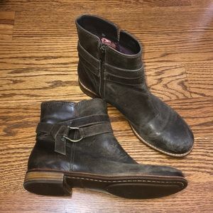 Sperry Brown Leather Boots
